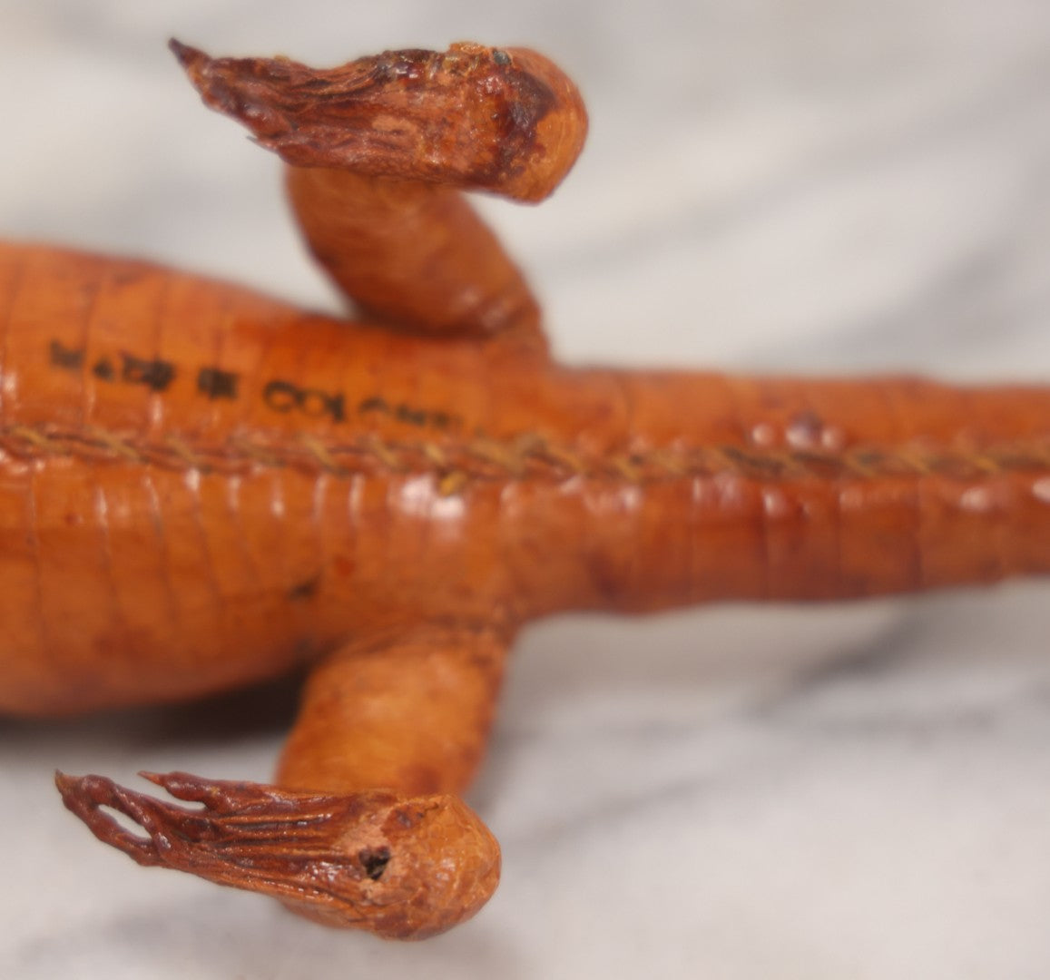 Lot 030 - Vintage Taxidermy Caiman Alligator, Made In Colombia, 18-1/2" L