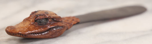 Lot 032 - Vintage Caiman Alligator Head Shoehorn With Faux Tortoiseshell, 8-3/8" L