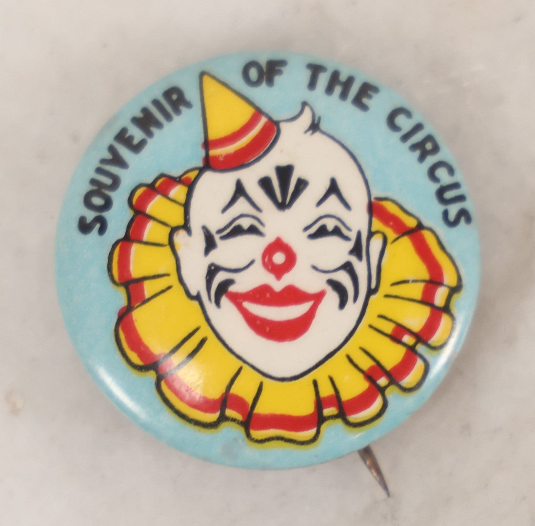 Lot 040 - Vintage "Souvenir Of The Circus" Pin Back Featuring Clown Illustration And Blue Surround, 1-1/4" Diameter