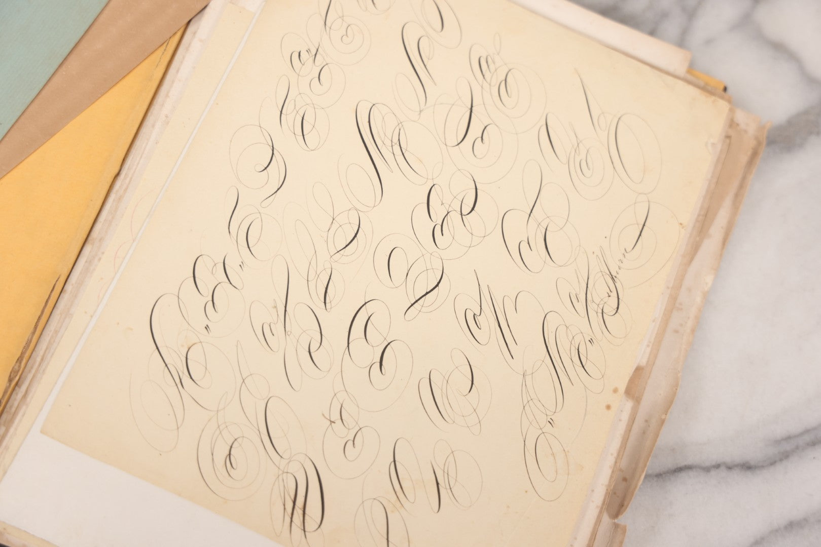 Lot 048 - Antique Salesman's Dummy Subscription Sample Book For "The Southern Rebellion," With Gilded "Specimen" Cover, Dozens Of Engravings By H. Wright Smith, Mostly Of Civil War Military Leaders, Subscriber Ledger