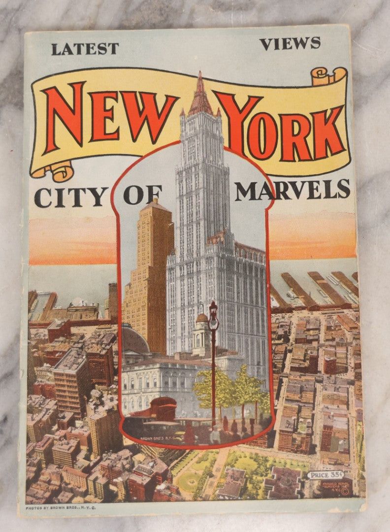 Lot 069 - Vintage "New York City Of Marvels" Tourism Booklet, With Photographs And Descriptions Showcasing 50+ Buildings And Attractions Of New York City, Published By United Postal Card Co., Brooklyn, 1929