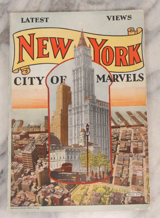Lot 069 - Vintage "New York City Of Marvels" Tourism Booklet, With Photographs And Descriptions Showcasing 50+ Buildings And Attractions Of New York City, Published By United Postal Card Co., Brooklyn, 1929