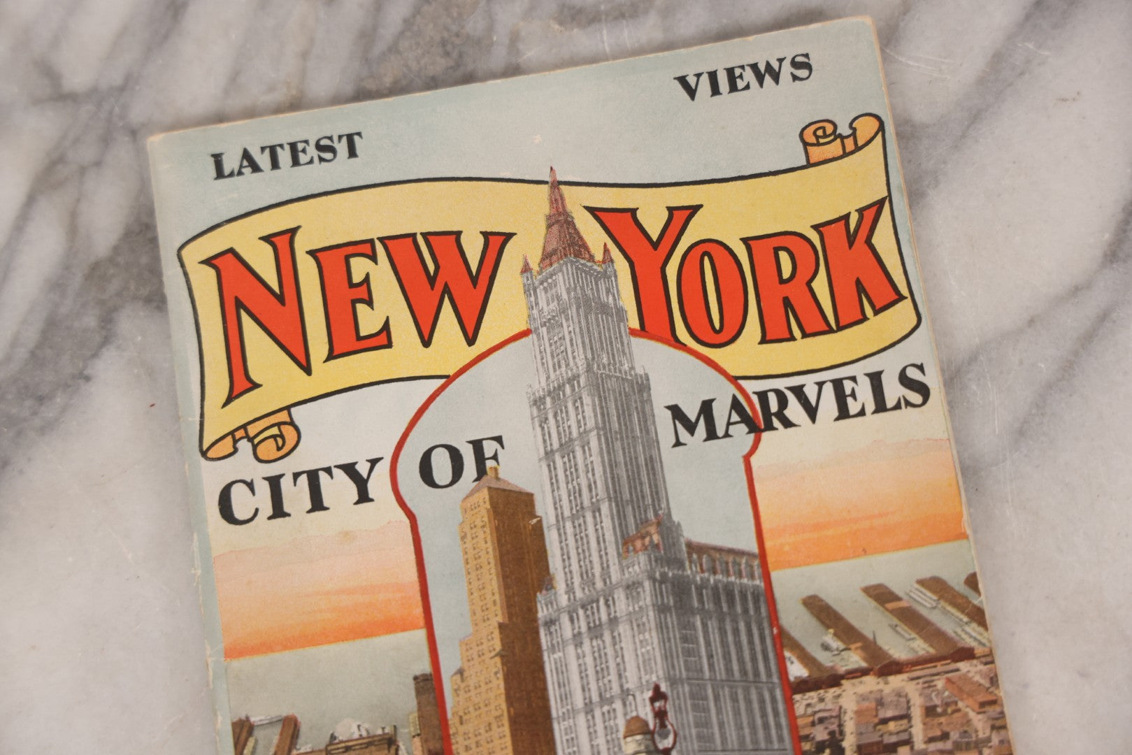 Lot 069 - Vintage "New York City Of Marvels" Tourism Booklet, With Photographs And Descriptions Showcasing 50+ Buildings And Attractions Of New York City, Published By United Postal Card Co., Brooklyn, 1929