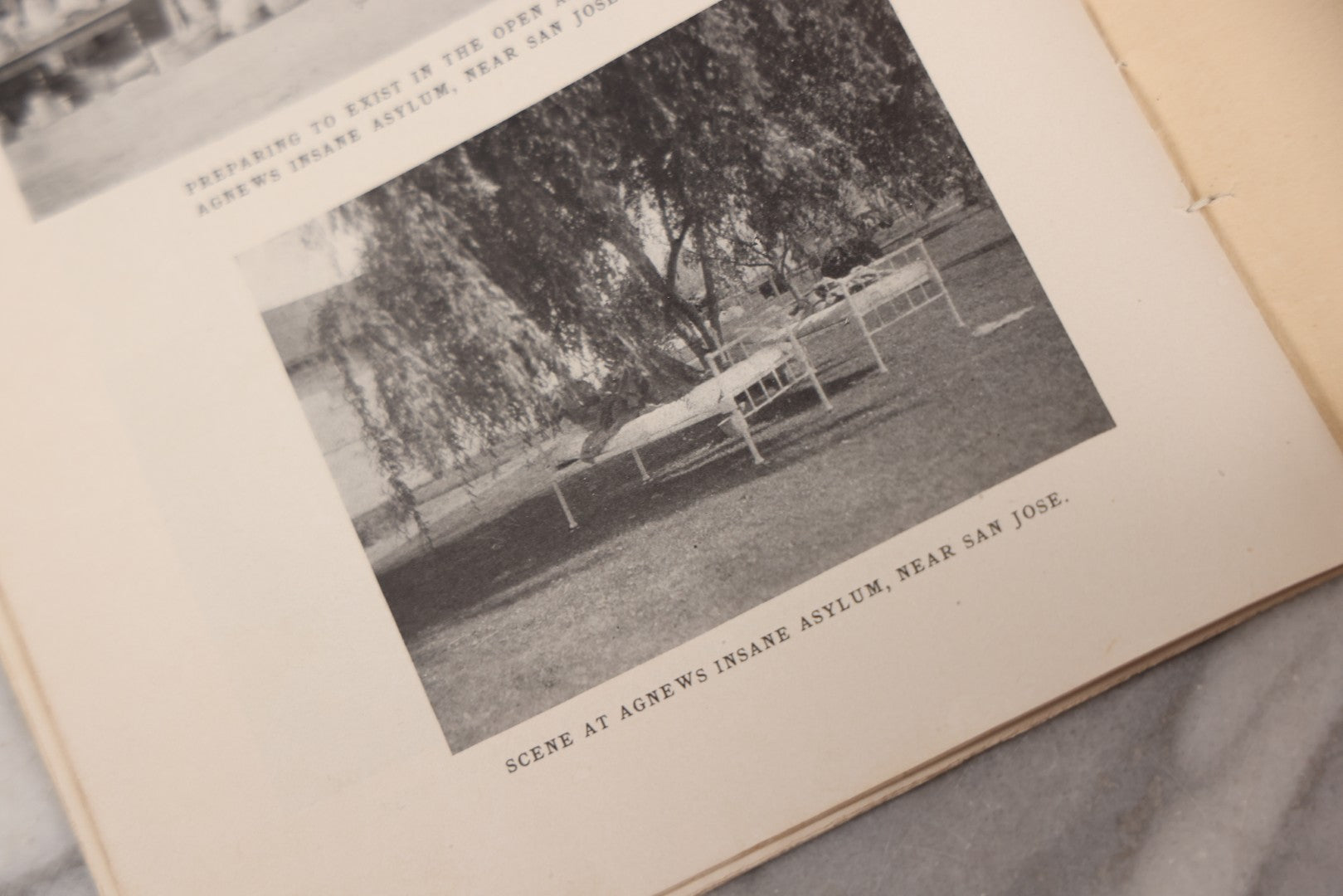 Lot 070 - Antique "San Francisco Official Memorial Souvenir 1906" Booklet With Photographs And Commemoration Of Disaster, Including Fold-Out Panorama Poster Of The City Before And After The Earthquake And Fire, Published By The Radial Co.