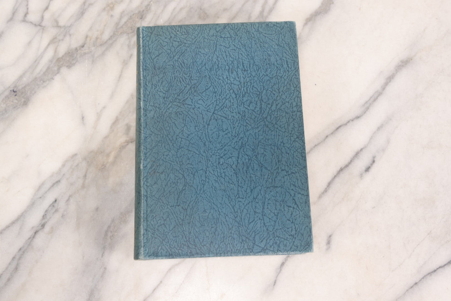 Lot 112 - "The Great Apes: A Study Of Anthropoid Life" Antique Psychobiology Book By Robert M. Yerkes And Ada W. Yerkes With 172 Illustrations, Ex-Library Copy, Published By Yale University Press, New Haven, 1929