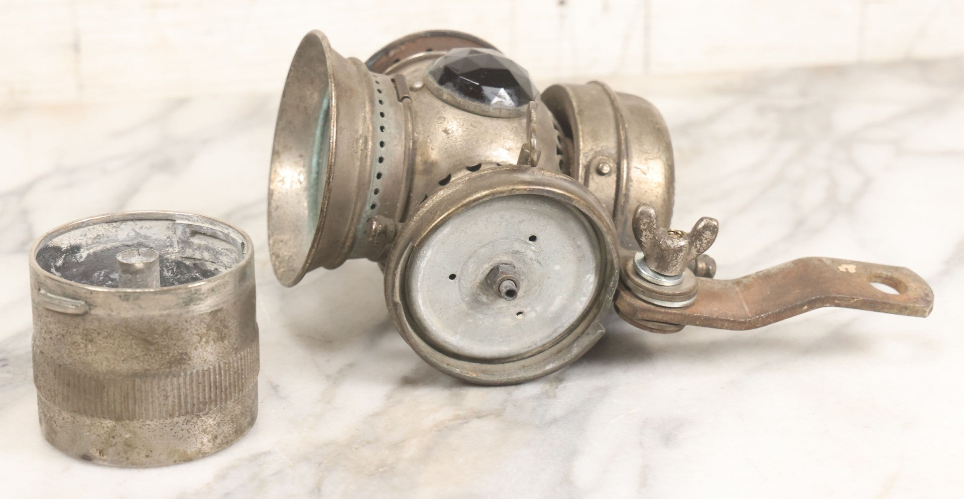 Lot 008 - Antique Solar Brand Bicycle Lamp By The Badger Brass Mfg. Co., Kenosha, Wisconsin, With Original Green And Red Gem Lenses, Circa Early 20th Century, 6-7/8" H