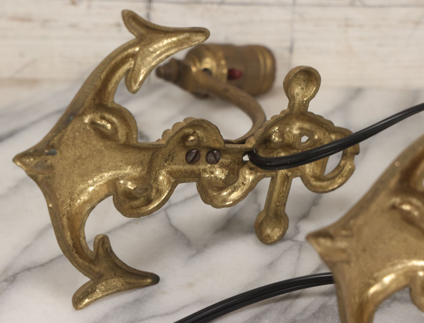 Lot 013 - Vintage Pair Of Cast Brass Nautical Anchor And Rope Wall Mount Lamps, Rewired And Working