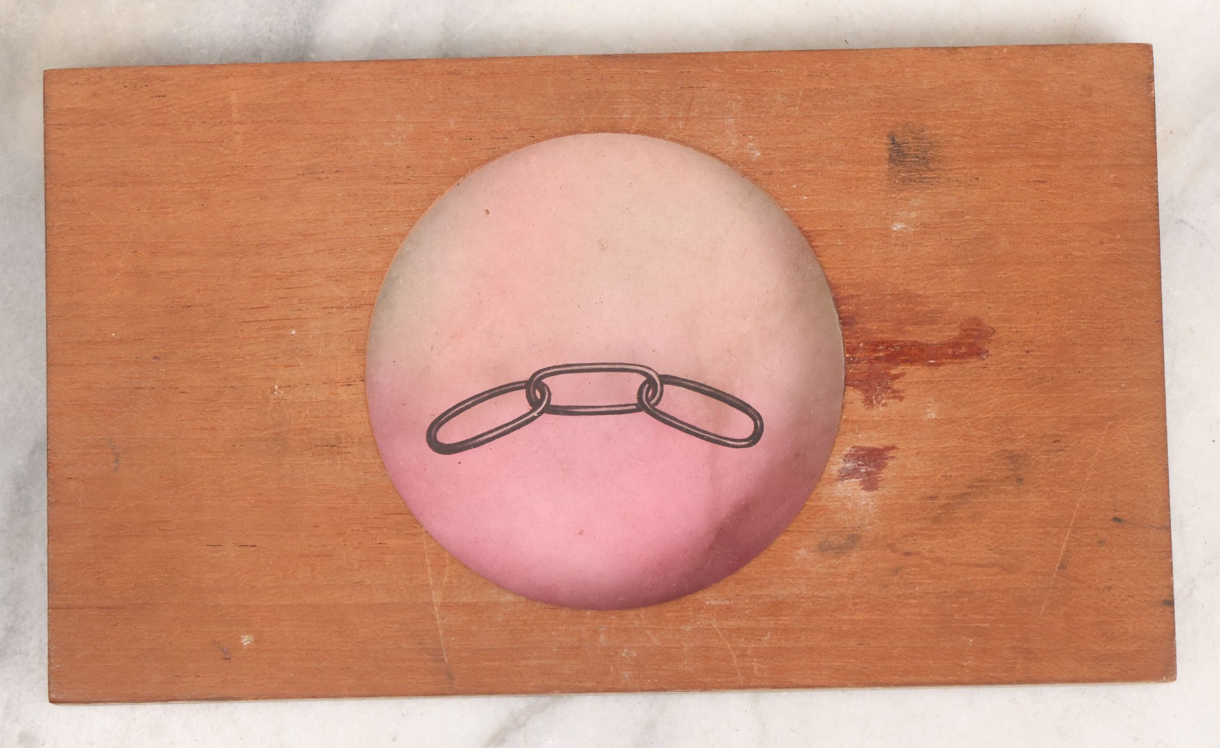 Lot 018 - Antique Hand Colored Odd Fellows I.O.O.F. Magic Lantern Glass Slide With Wood Holder, No. 2 Three Links, Manufactured By The Henderson-Ames Co., Kalamazoo, Michigan