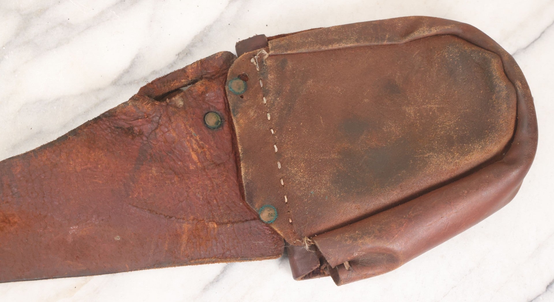 Lot 058 - Antique Brown Leather Cavalry Saddlebags With Buckle Straps And Rivet Reinforcements