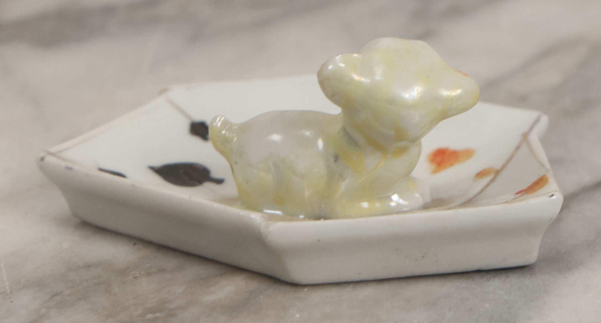 Lot 073 - Pair Of Vintage Ceramic Trinket Dish Ashtrays With Poker Hands And Puppies, Marked Made In Japan, 1-3/8" H Each