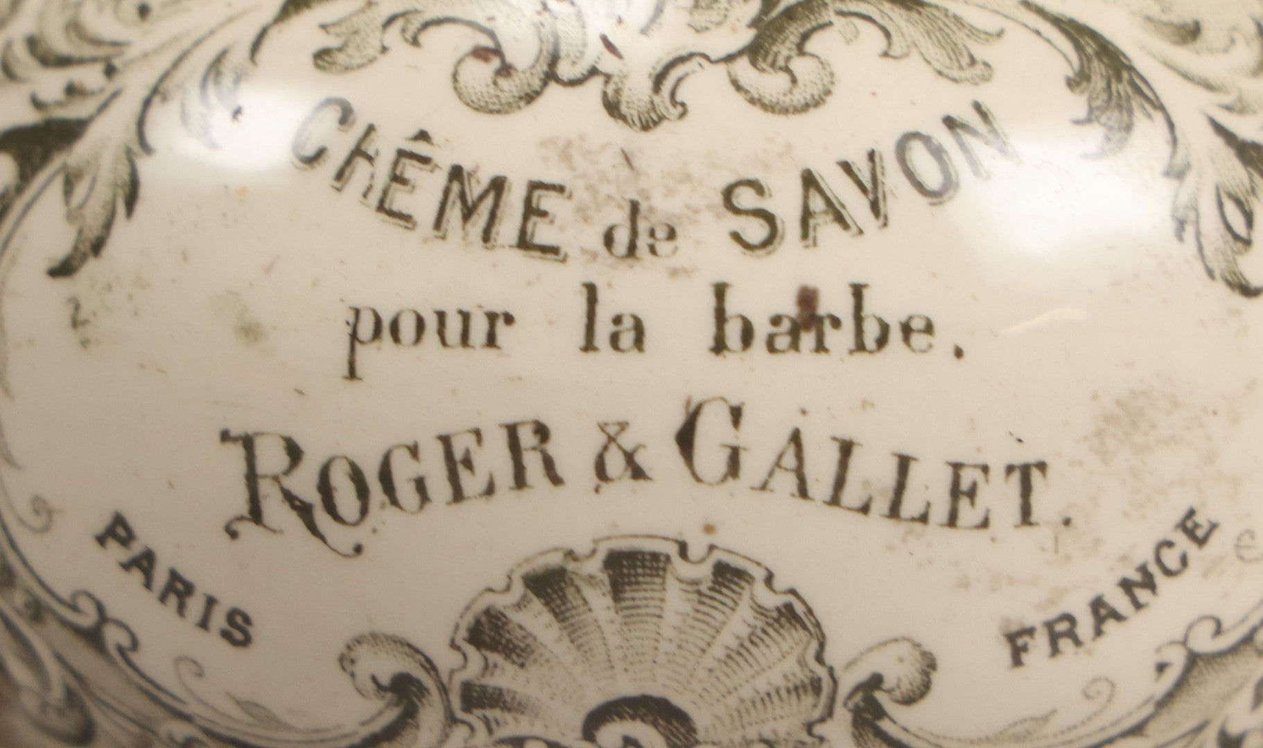 Lot 078 - Antique Roger & Gallet Paris France Ceramic Jar, "Crème De Savon Pour La Barbe" (Shaving Soap Cream), Black Transferware Decoration, 2-3/4" H