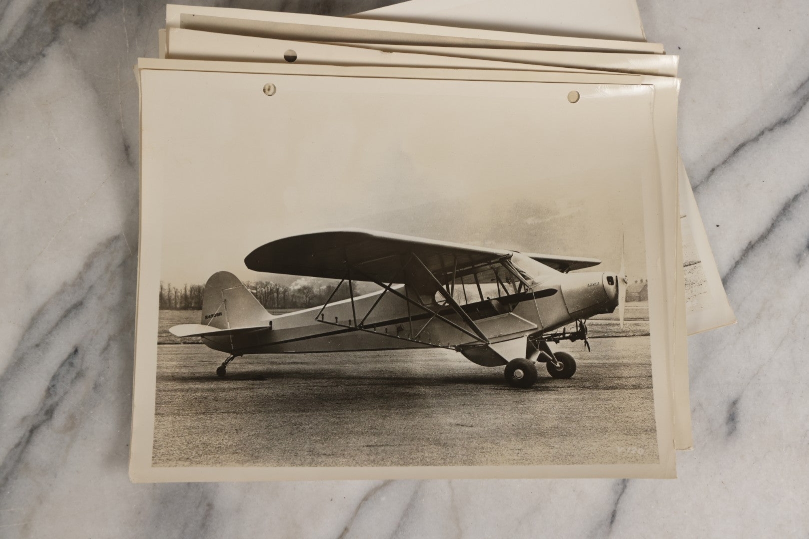 Lot 126 - Grouping Of 25+ Vintage Glossy Photographs Of Airplanes And Aviators