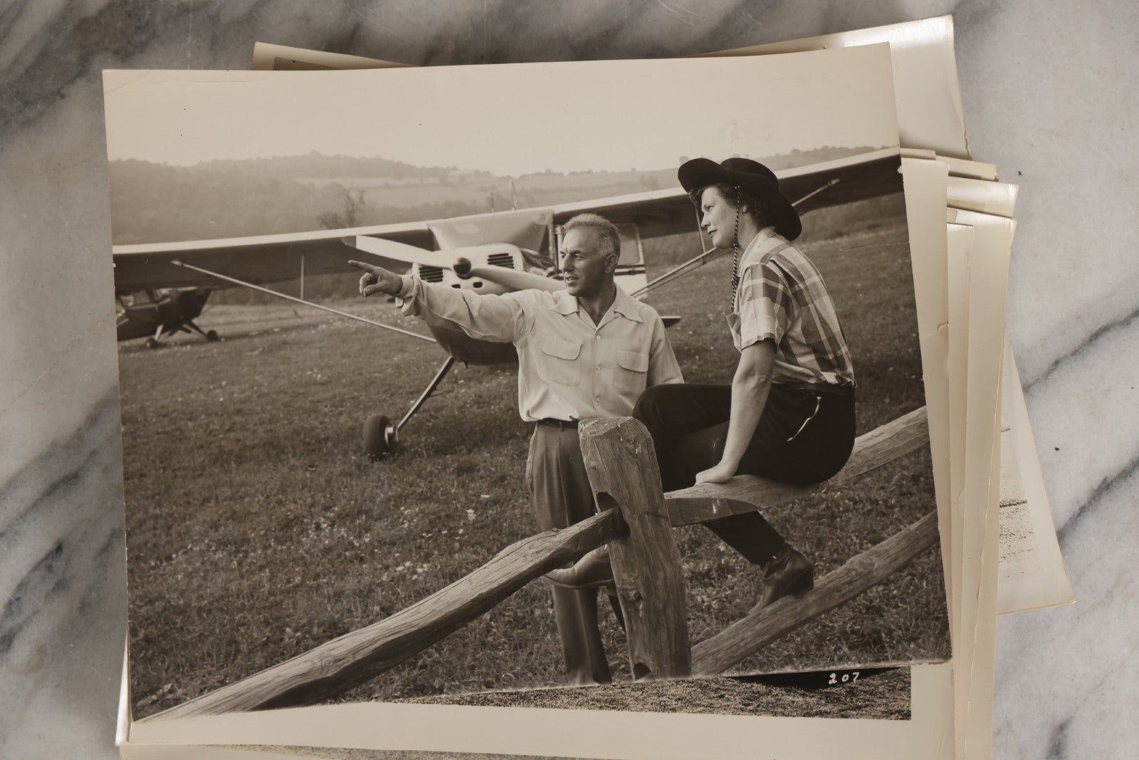 Lot 126 - Grouping Of 25+ Vintage Glossy Photographs Of Airplanes And Aviators