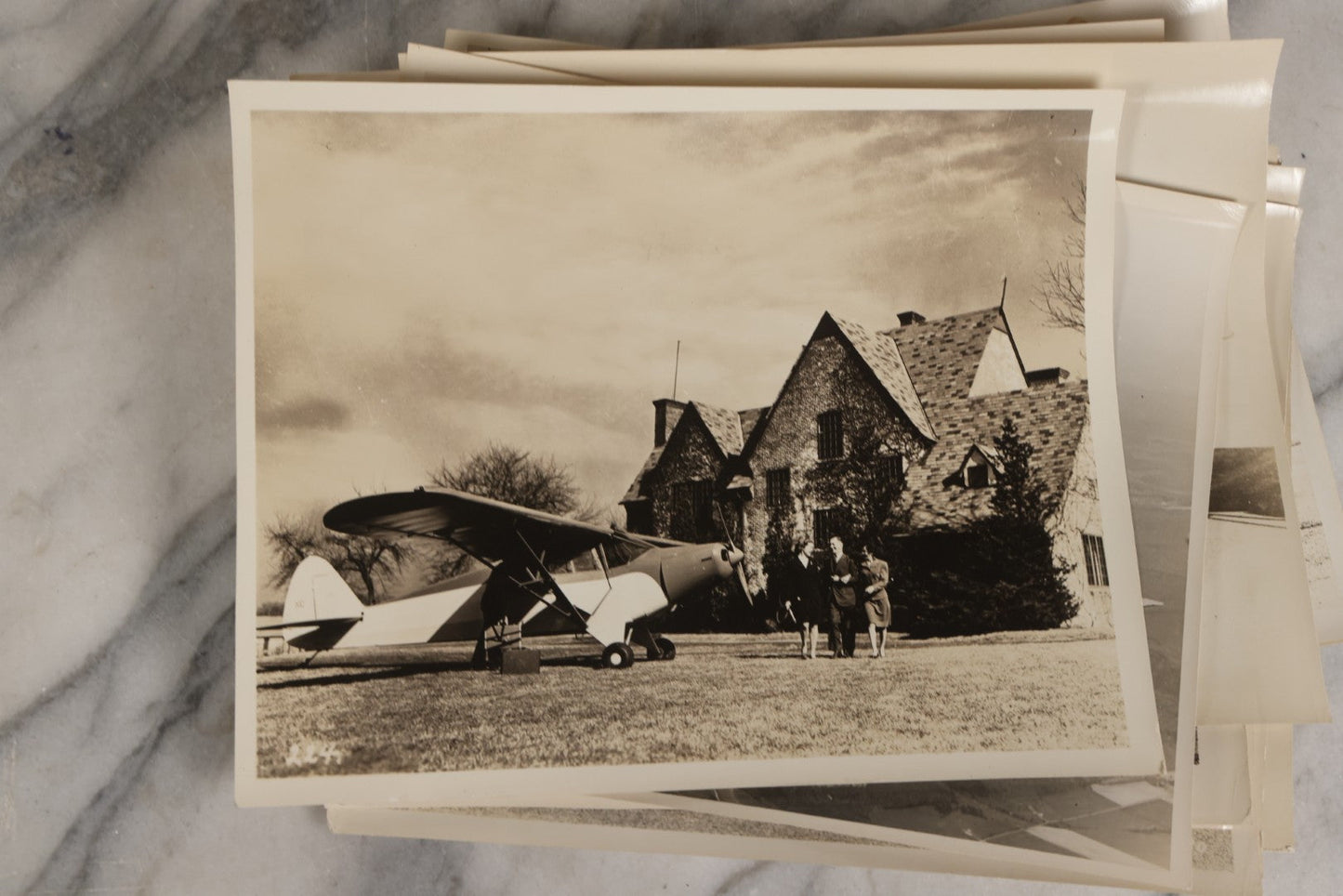 Lot 126 - Grouping Of 25+ Vintage Glossy Photographs Of Airplanes And Aviators