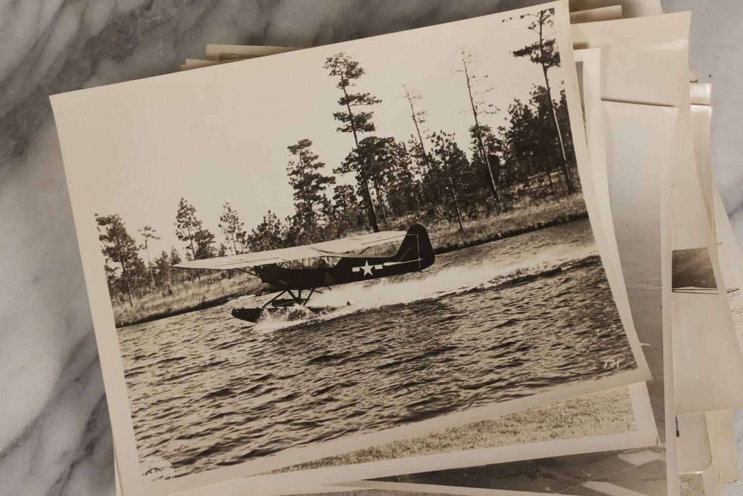 Lot 126 - Grouping Of 25+ Vintage Glossy Photographs Of Airplanes And Aviators