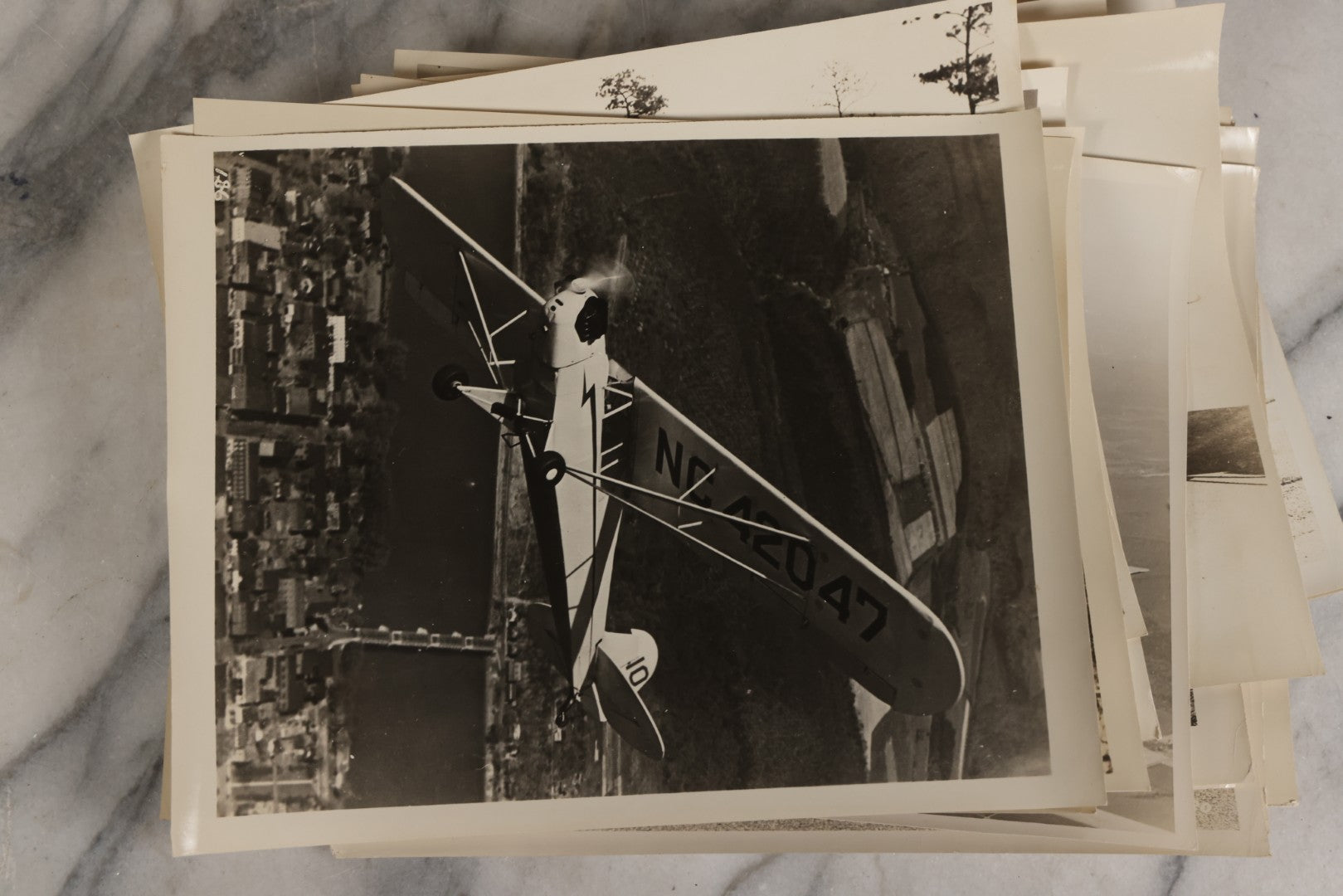 Lot 126 - Grouping Of 25+ Vintage Glossy Photographs Of Airplanes And Aviators