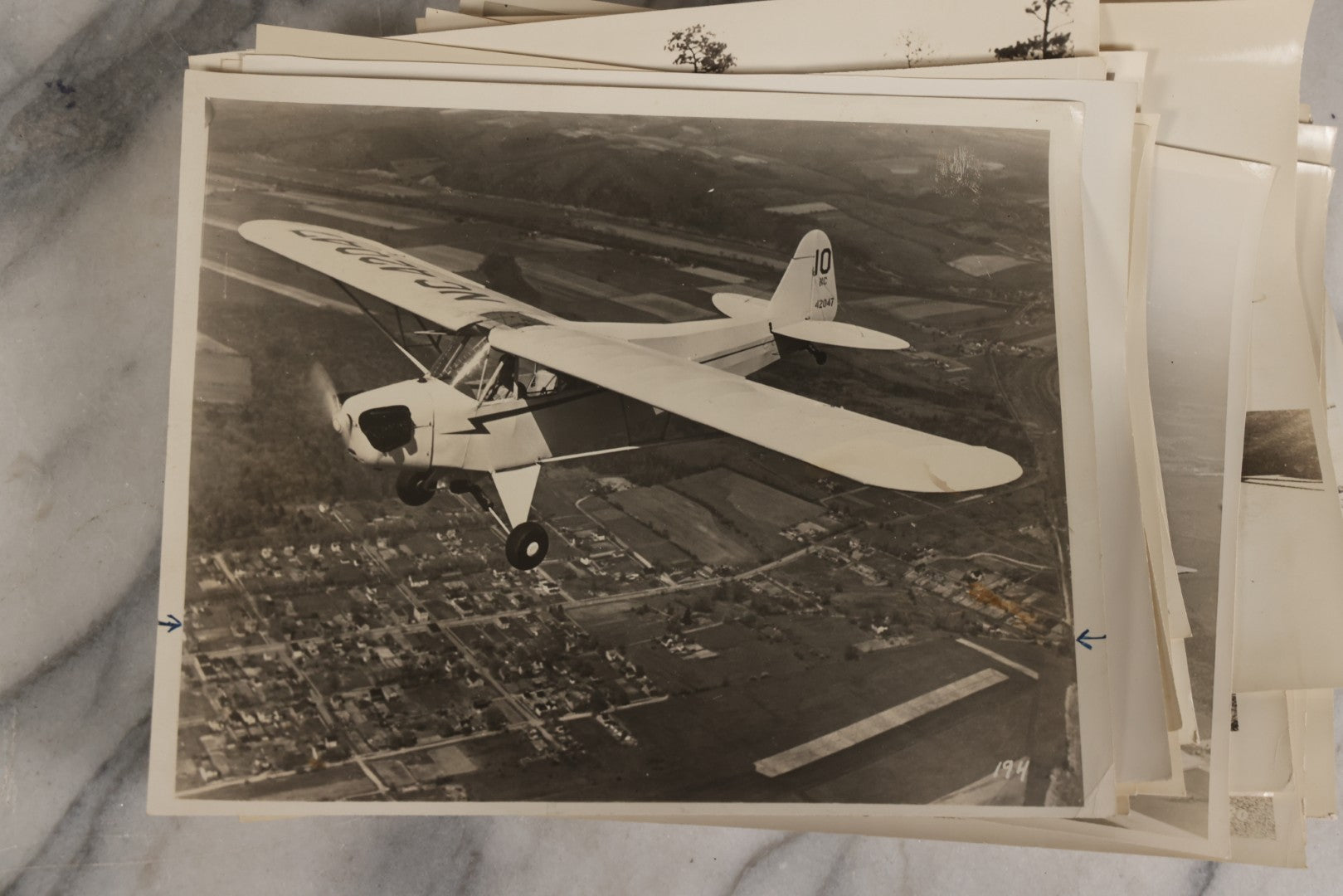 Lot 126 - Grouping Of 25+ Vintage Glossy Photographs Of Airplanes And Aviators