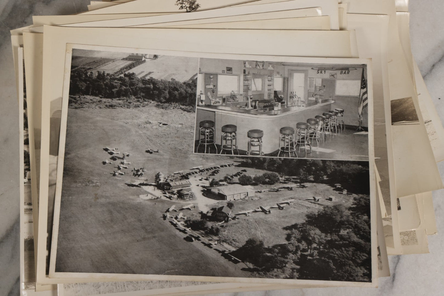 Lot 126 - Grouping Of 25+ Vintage Glossy Photographs Of Airplanes And Aviators