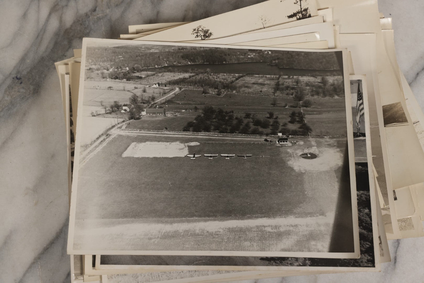 Lot 126 - Grouping Of 25+ Vintage Glossy Photographs Of Airplanes And Aviators