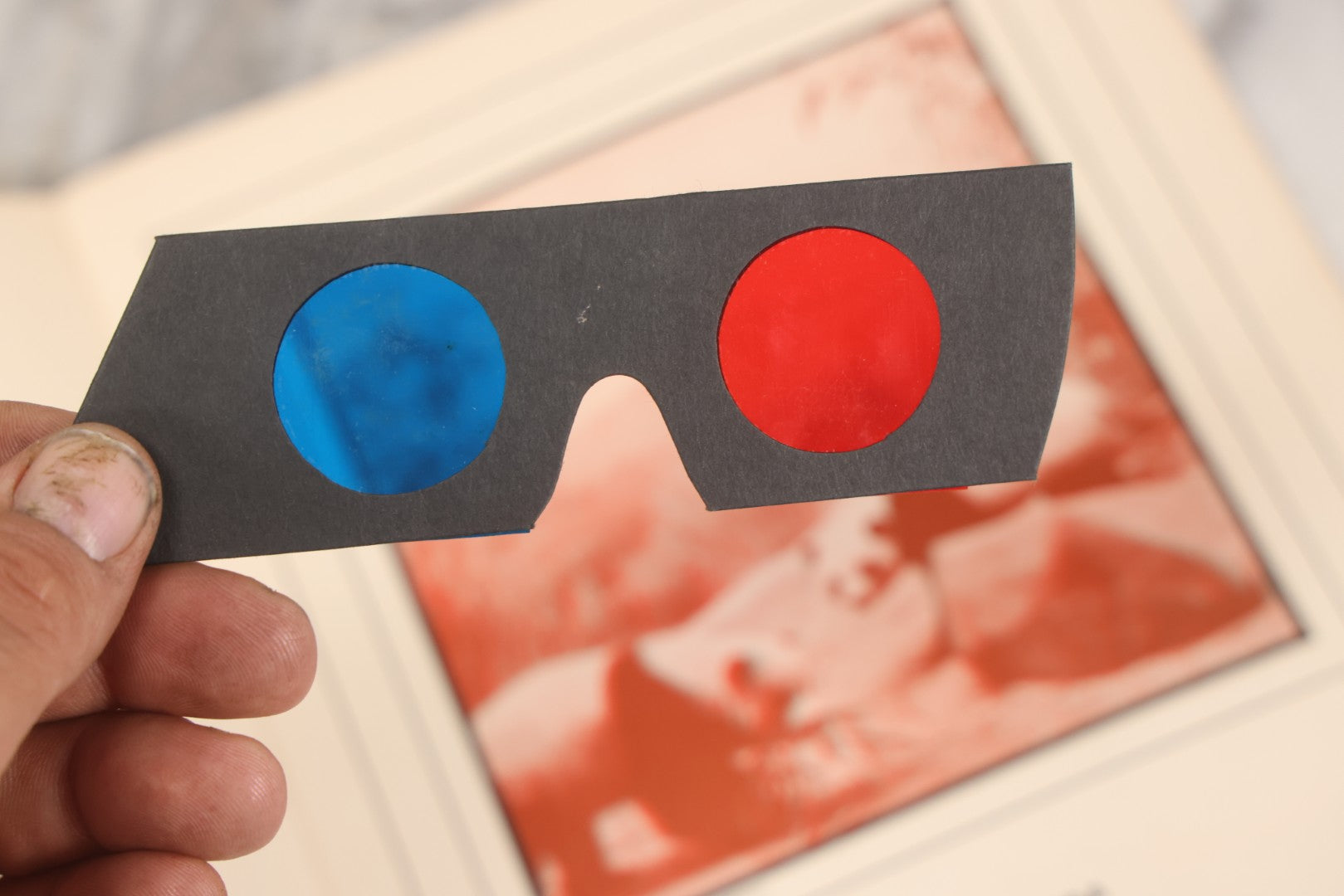 Lot 160 - "Strange Animal Stories" Antique Children's 3D Book With Ortho-Scope By Helen McKenna, Published By Dickery Company, Chicago, 1936