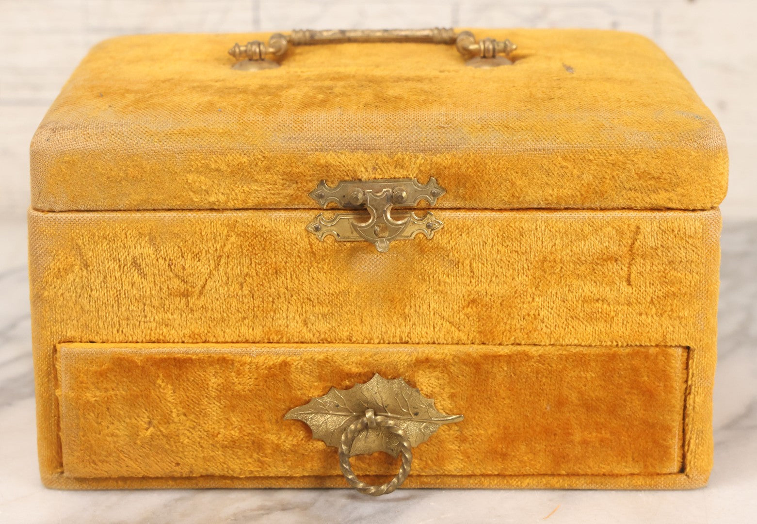 Lot 182 - Antique Yellow Velvet Jewelry Box With Brass Hardware And Tufted Interior