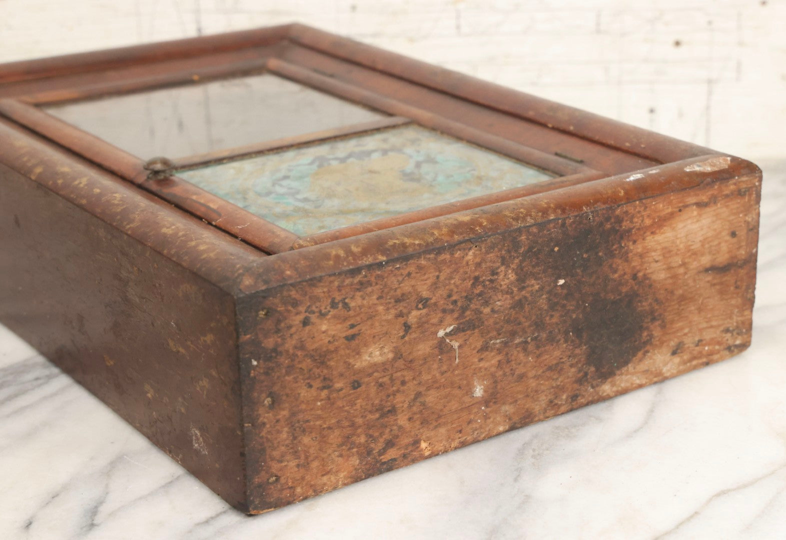 Lot 037 - Antique Wooden Clock Case With Reverse-Painted Dog Head Decoration, Seth Thomas, Thomaston, Connecticut, With Paper Label From O.J. Dodge, Watchmaker And Jeweler, Barre, Vermont, 13-3/4" x 16-1/2"