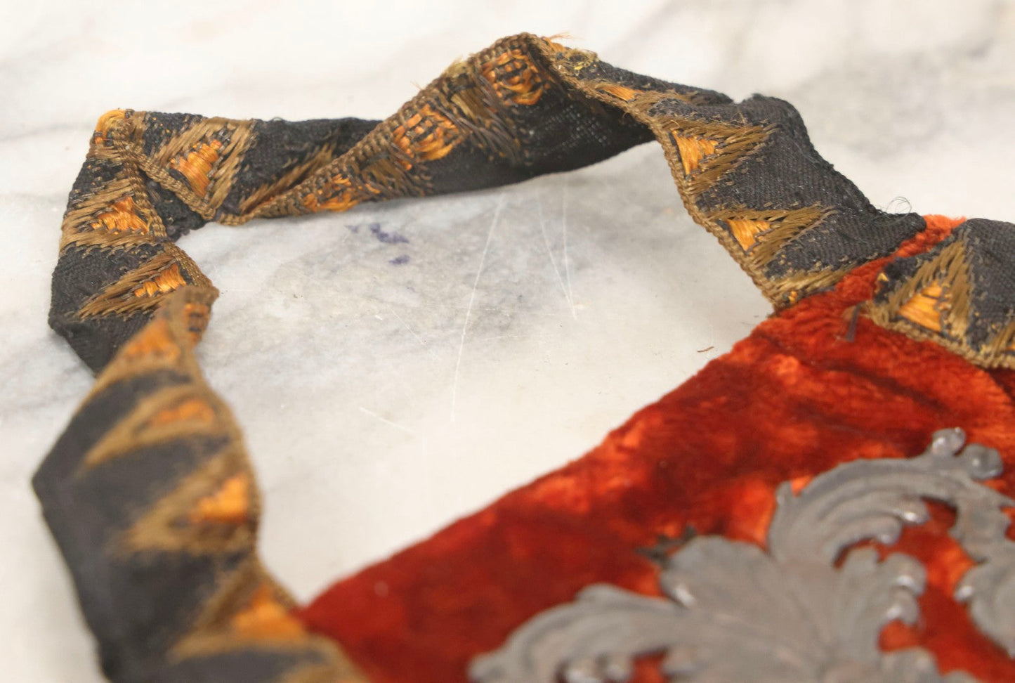 Lot 044 - Antique Victorian Red Velvet And Fur Handbag With Ornate Metal Filigree Appliqué And Brocade Interior