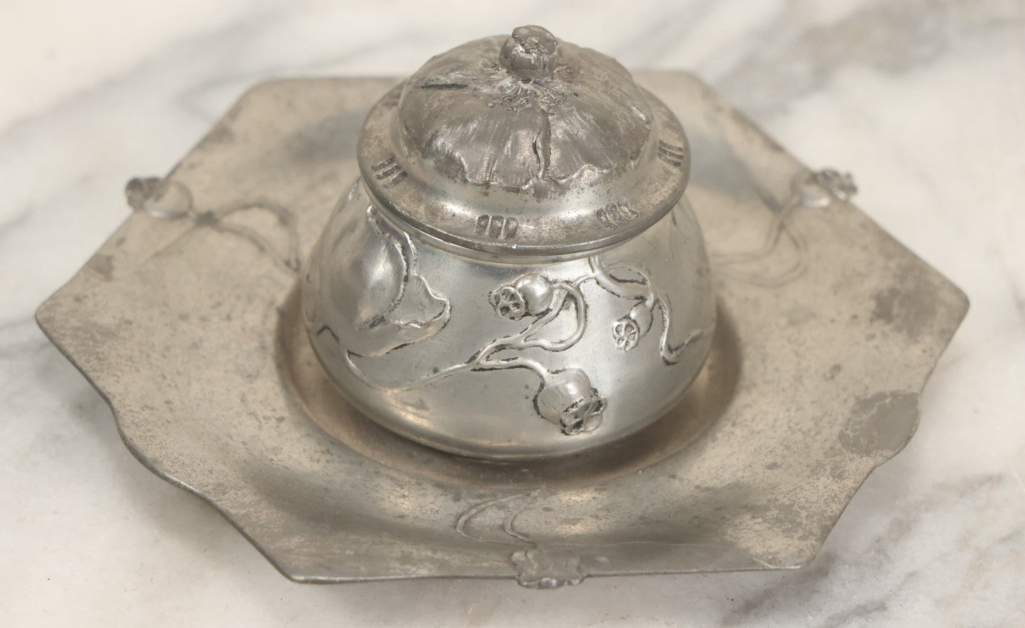 Lot 053 - Antique German Pewter Art Nouveau Inkwell With Dried Poppy Flower Motif, Stamped Germany, With Walter Kimball & Co. Boston Label, Circa Early 20th Century