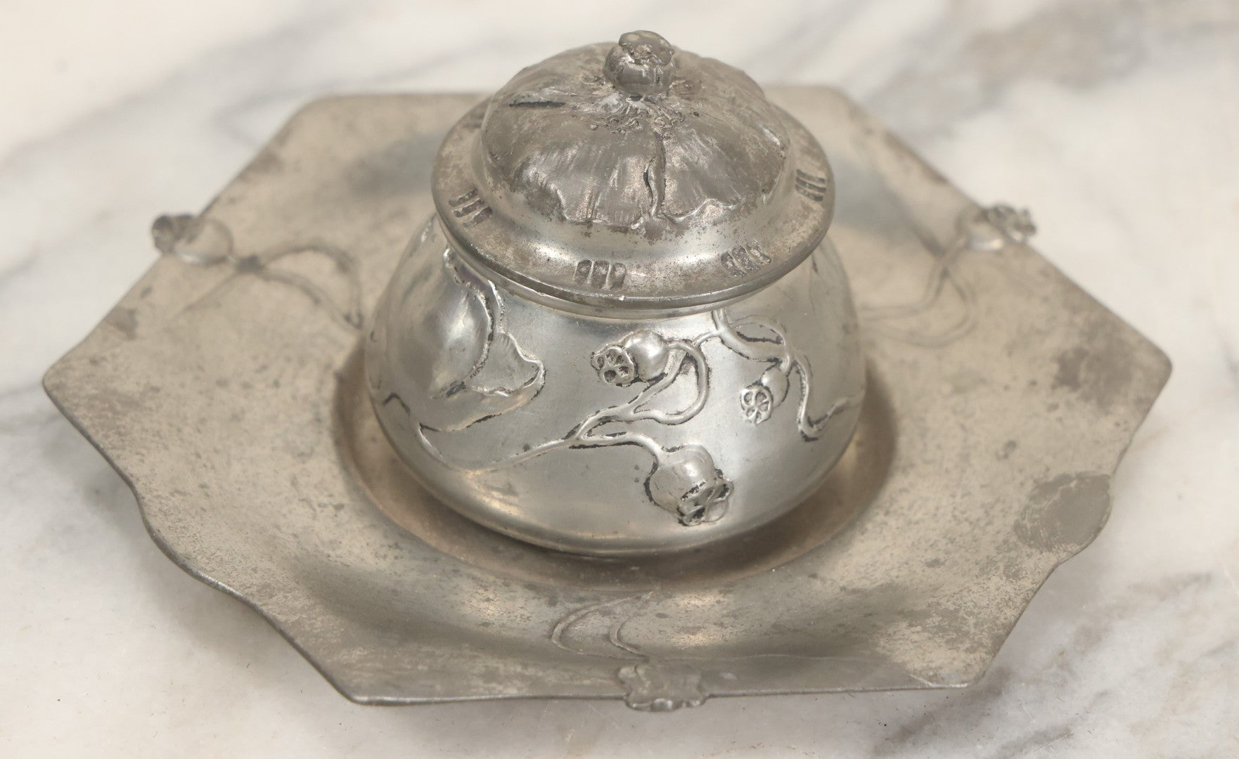 Lot 053 - Antique German Pewter Art Nouveau Inkwell With Dried Poppy Flower Motif, Stamped Germany, With Walter Kimball & Co. Boston Label, Circa Early 20th Century