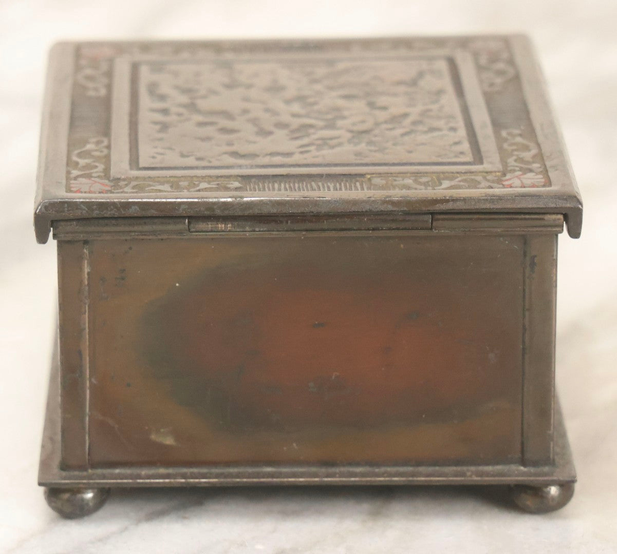Lot 054 - Antique Solid Bronze Square Inkwell, Stamped “W.G.W.” With “W” In Diamond, “257,” And “Solid Bronze,” On Four Ball Feet, With Glass Insert, Circa Early 20th Century
