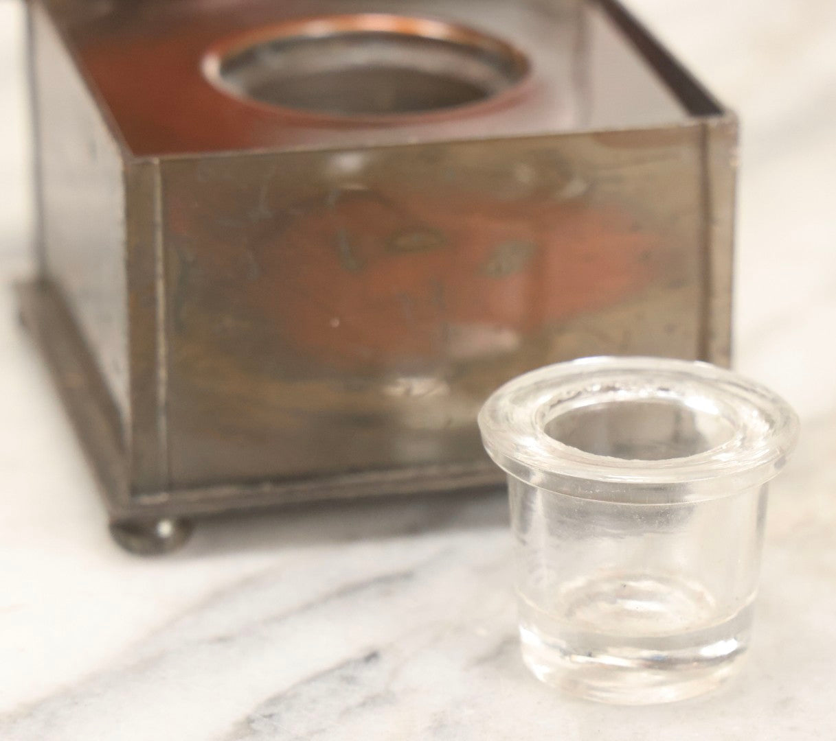 Lot 054 - Antique Solid Bronze Square Inkwell, Stamped “W.G.W.” With “W” In Diamond, “257,” And “Solid Bronze,” On Four Ball Feet, With Glass Insert, Circa Early 20th Century