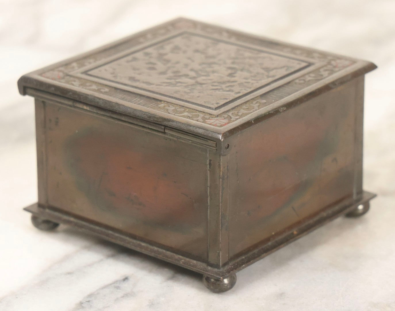 Lot 054 - Antique Solid Bronze Square Inkwell, Stamped “W.G.W.” With “W” In Diamond, “257,” And “Solid Bronze,” On Four Ball Feet, With Glass Insert, Circa Early 20th Century