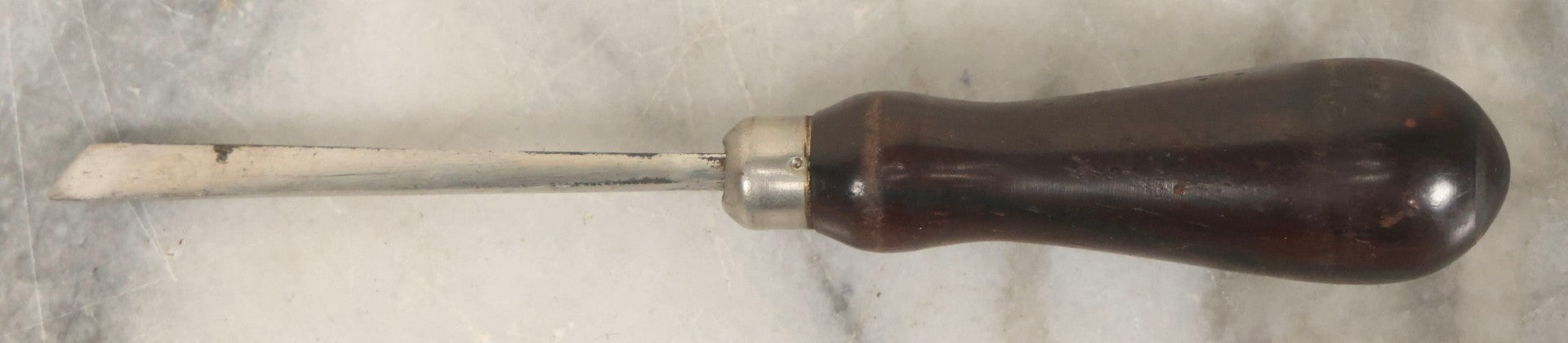 Lot 073 - Antique Boxed Set Of Five Cast Steel Wood-Handled Carving Tools By Millers Falls Company, Millers Falls, Massachusetts, In Wood Box With Original Paper Label