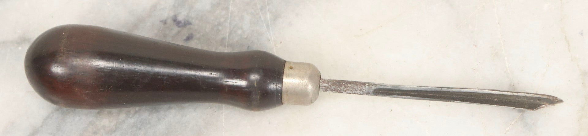 Lot 073 - Antique Boxed Set Of Five Cast Steel Wood-Handled Carving Tools By Millers Falls Company, Millers Falls, Massachusetts, In Wood Box With Original Paper Label