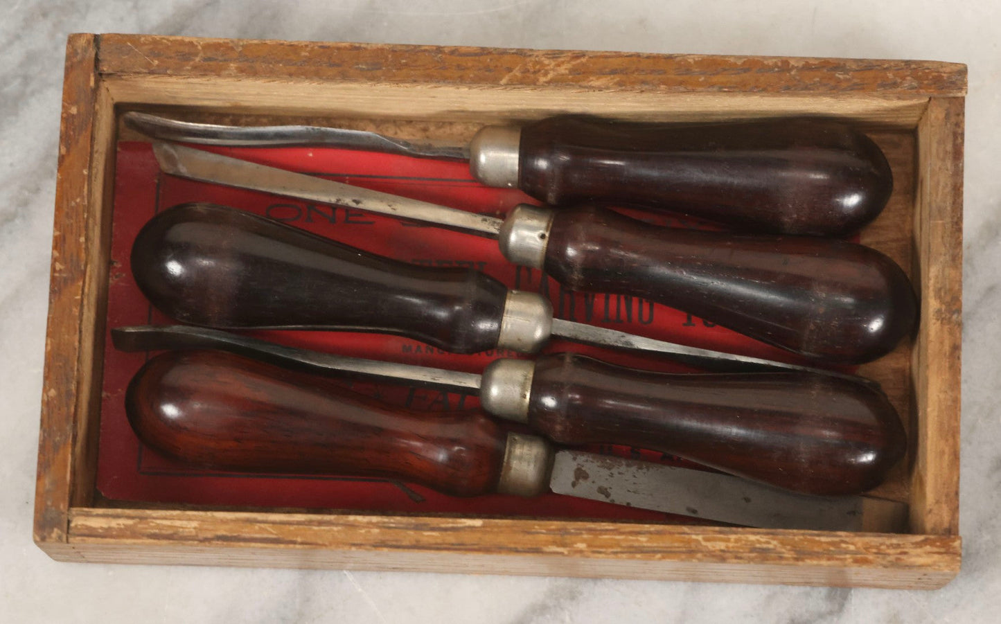 Lot 073 - Antique Boxed Set Of Five Cast Steel Wood-Handled Carving Tools By Millers Falls Company, Millers Falls, Massachusetts, In Wood Box With Original Paper Label