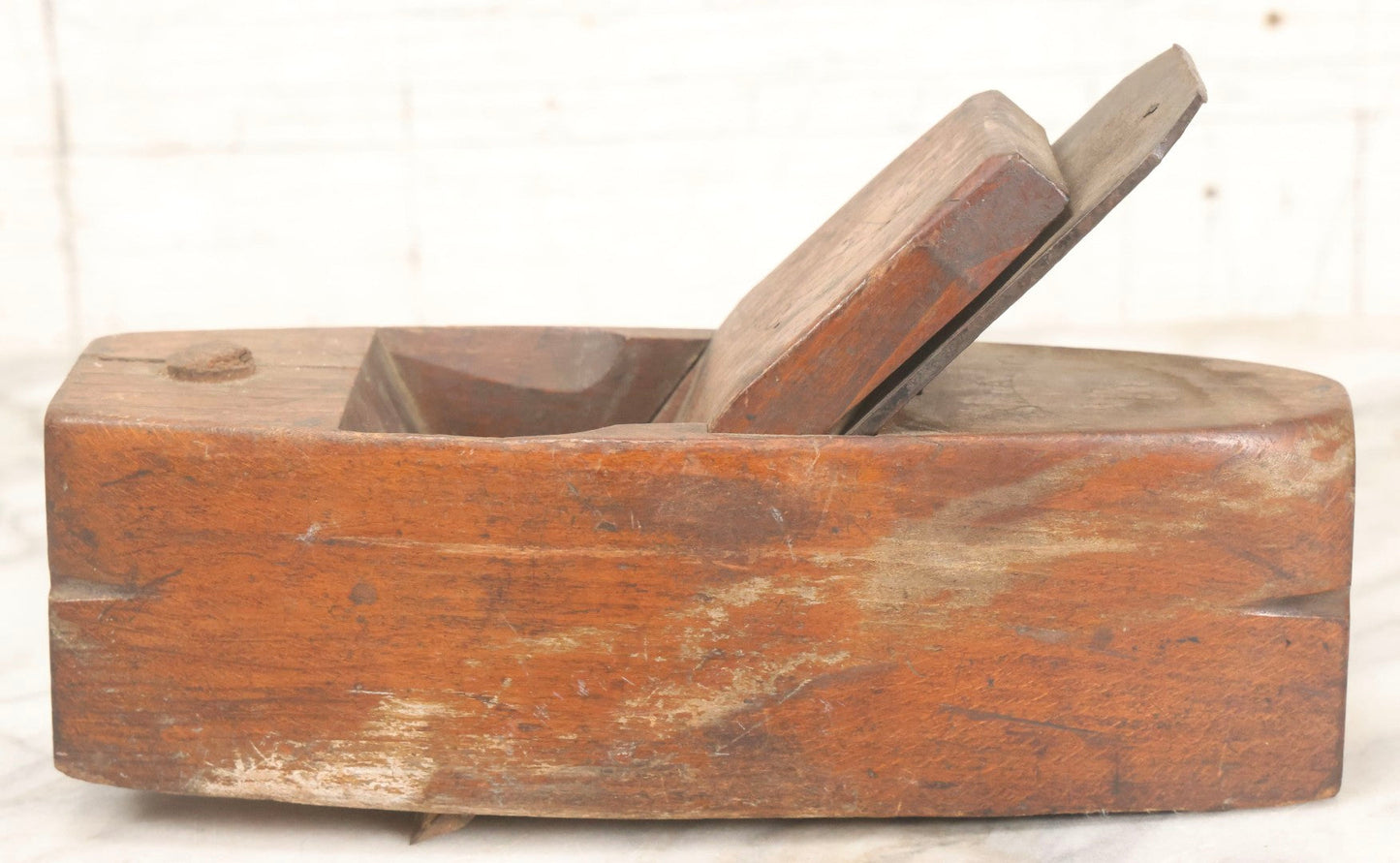 Lot 074 - Antique Handmade Coffin-Shaped Wood Plane With Engraved Pentagram Logo, Dated 1883, Marked U.A.C., Manufactured By A. Cumings, Boston, With Blade Present, 9-1/2" L
