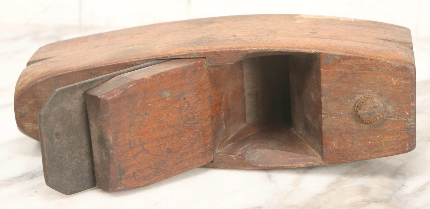 Lot 074 - Antique Handmade Coffin-Shaped Wood Plane With Engraved Pentagram Logo, Dated 1883, Marked U.A.C., Manufactured By A. Cumings, Boston, With Blade Present, 9-1/2" L
