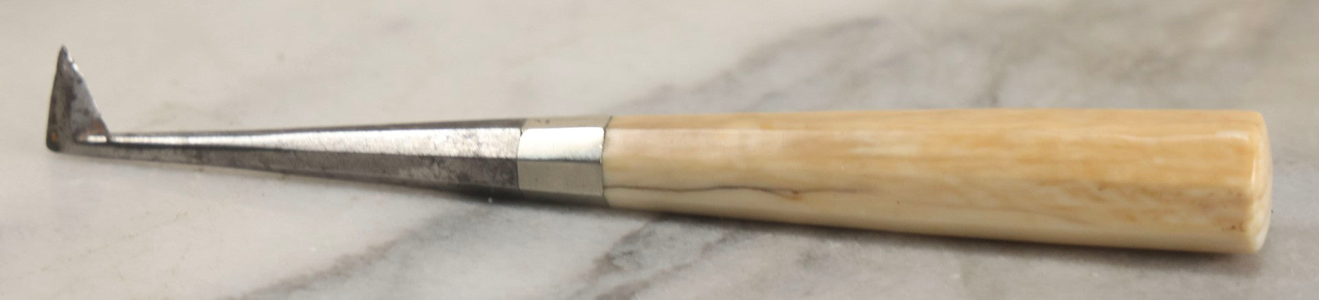 Lot 014 - Antique 19th Century Dental Tool With Octagonal Bone Handle And Triangular Side-Pointed Blade, 5-1/2" L