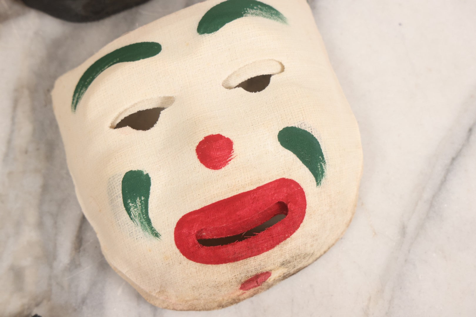 Lot 024 - Grouping Of 50 Vintage New Old Stock N.O.S. Gauze Clown Halloween Masks In Original Des Arts Products Box, No. 764, "Masks, The Universal Toy"