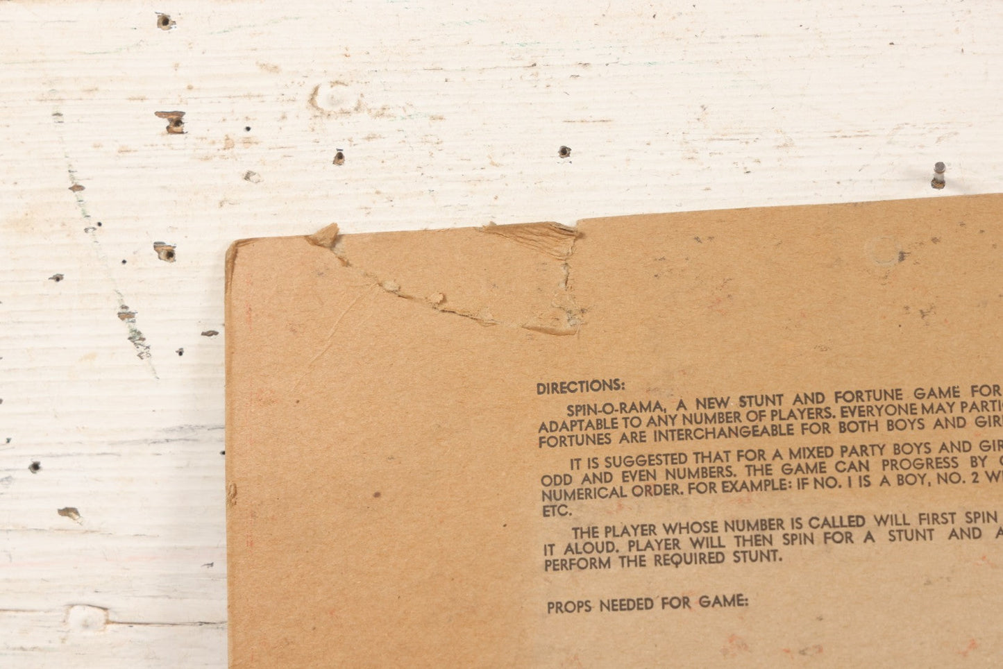 Lot 025 - Vintage Spin-O-Rama Halloween Stunt And Fortune Game By Beistle With Witch, Black Cat, And Jack-O-Lantern J.O.L. Graphics, Made In U.S.A.., 12-3/8" x 18-3/8"