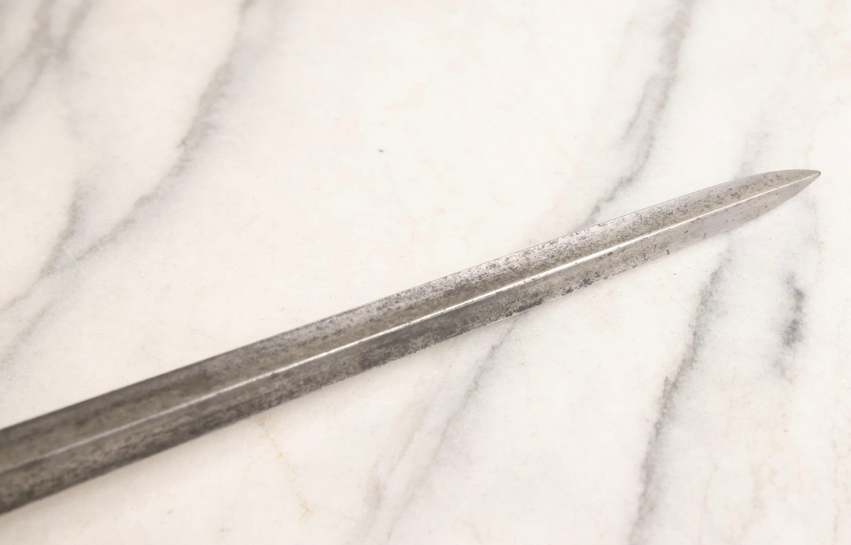 Lot 034 - Antique U.S. Socket Bayonet With "Us" Tang Stamp And Cylindrical Socket, Inconclusive Model/Authenticity, 19-1/2" L