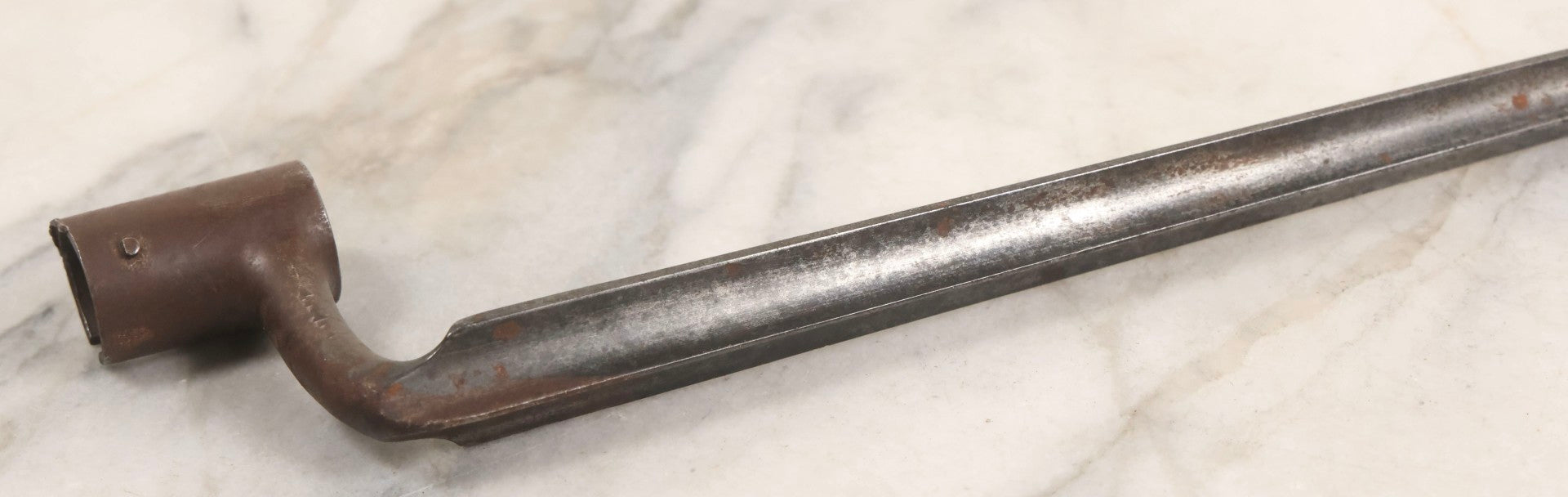 Lot 034 - Antique U.S. Socket Bayonet With "Us" Tang Stamp And Cylindrical Socket, Inconclusive Model/Authenticity, 19-1/2" L
