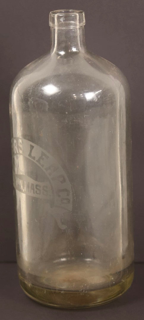 Lot 043 - Antique Lovers Leap Co. Etched Glass Seltzer Bottle, Lynn, Massachusetts, 9-1/8" H