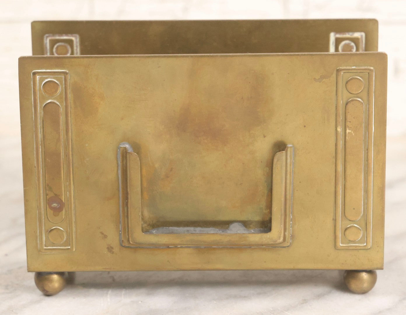 Lot 046 - Antique Brass Arts And Crafts Style Desk Stand Letter Holder With Calendar Slot, Manufactured By Bradley & Hubbard Mfg. Co.