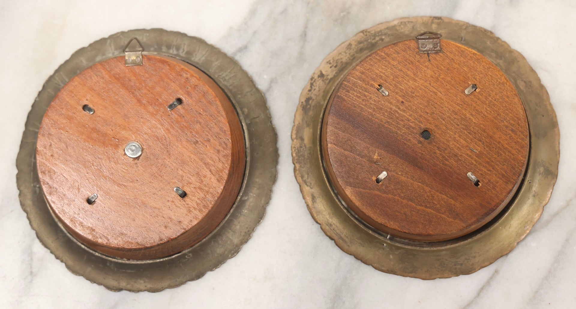 Lot 060 - Pair Of Vintage Greek Travel Souvenirs From Ioannina And The Parthenon, Athens, With Metal Architectural Reliefs Under Plastic Domes And Mother Of Pearl Surrounds, 5-1/4" Diameter Each