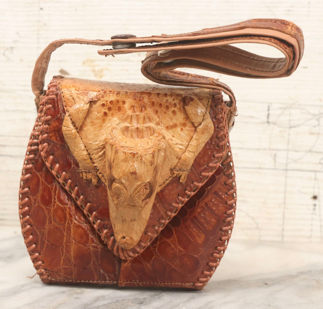 Lot 063 - Vintage Alligator Skin Purse With Small Mounted Alligator Head, Arms, And Legs
