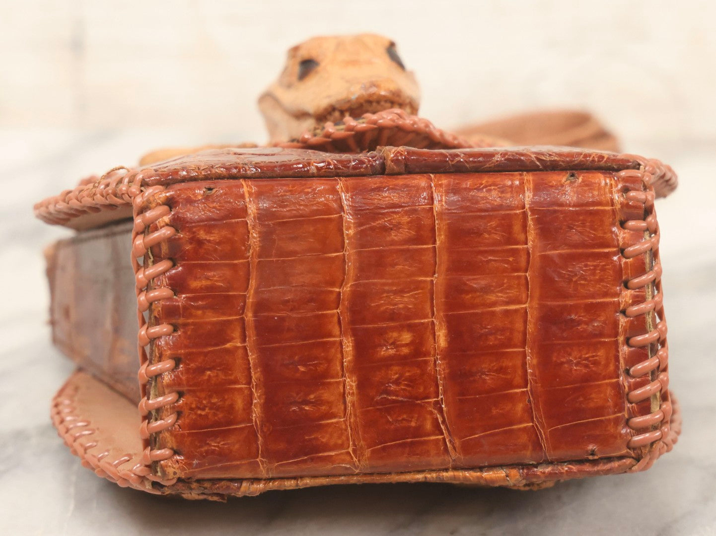 Lot 063 - Vintage Alligator Skin Purse With Small Mounted Alligator Head, Arms, And Legs