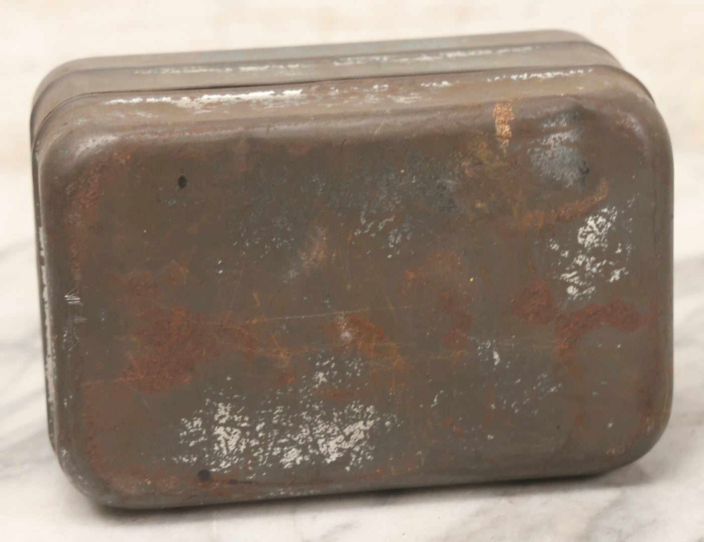 Lot 073 - Grouping Of Three Vintage And Antique Medical Tins — Boy Scouts Of America First Aid Kit, Seidlitz Powders, And Dustfoe No. 66 Respirator