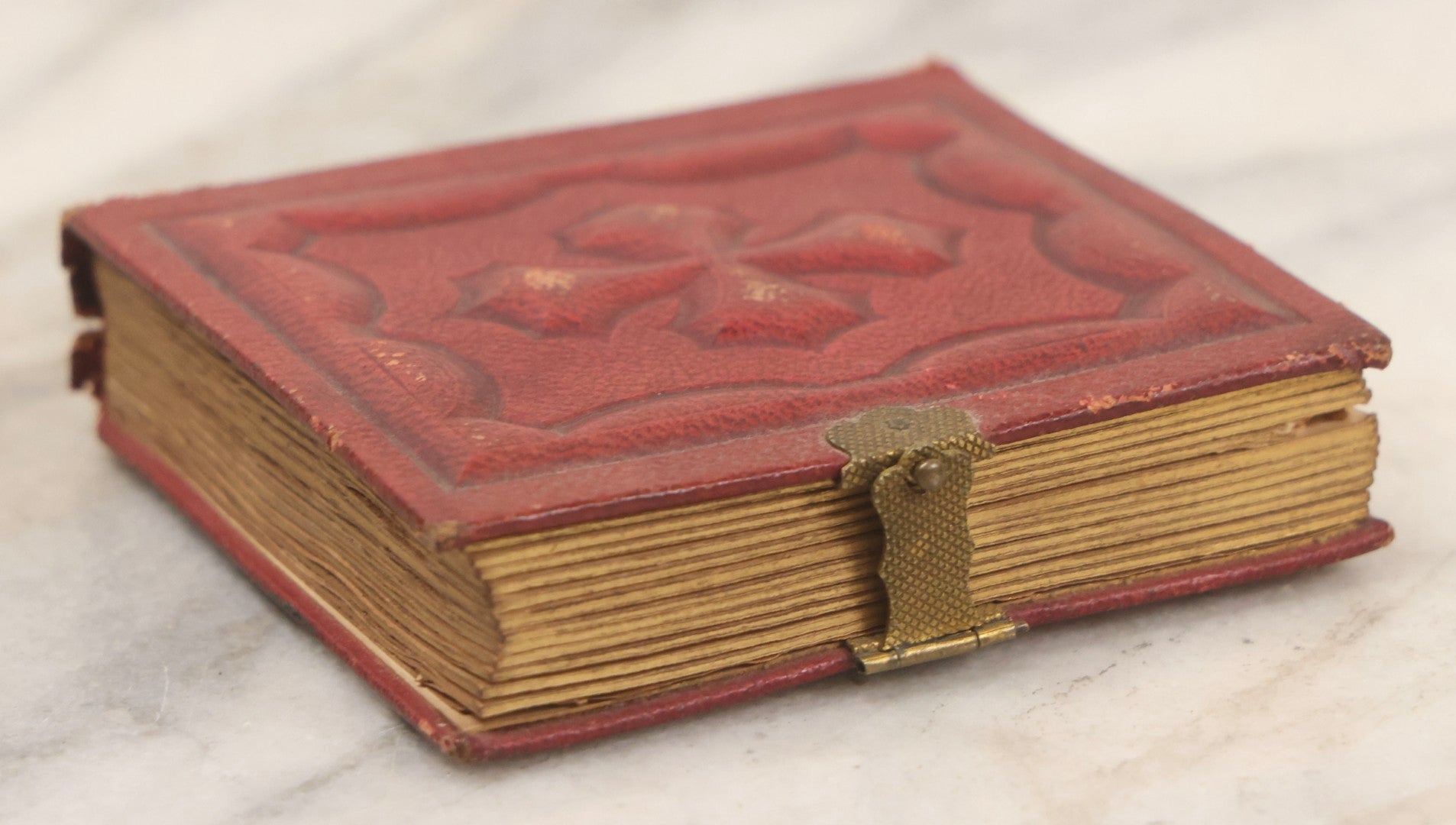 Lot 096 - Antique Gem Tintype Photo Album With 74 Gem-Sized Tintype Photographs, "Cambridge Album" Produced By Remick & Rice, 1867