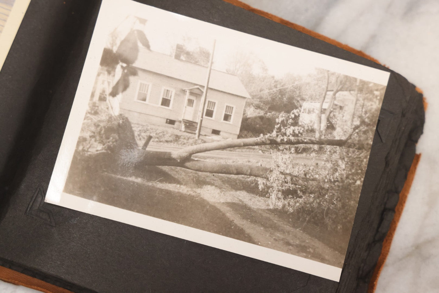 Lot 098 - Antique Snapshot Photograph Album With Leather Souvenir Cover From St. Petersburg, Florida, Containing 75+ Family Photos From New Hampshire And Vermont, Including World War One Soldier, Circa 1920s–1930s